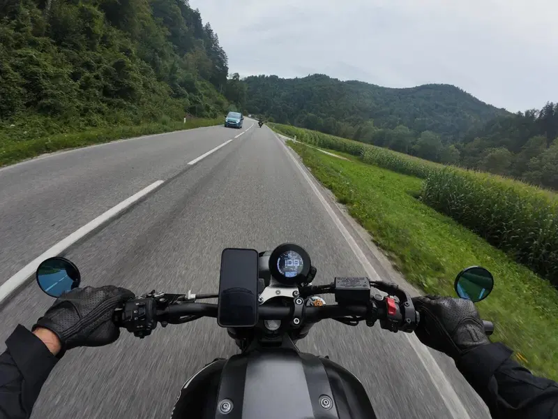 Yamaha XSR 900 ABS (2016 - 20) (3)