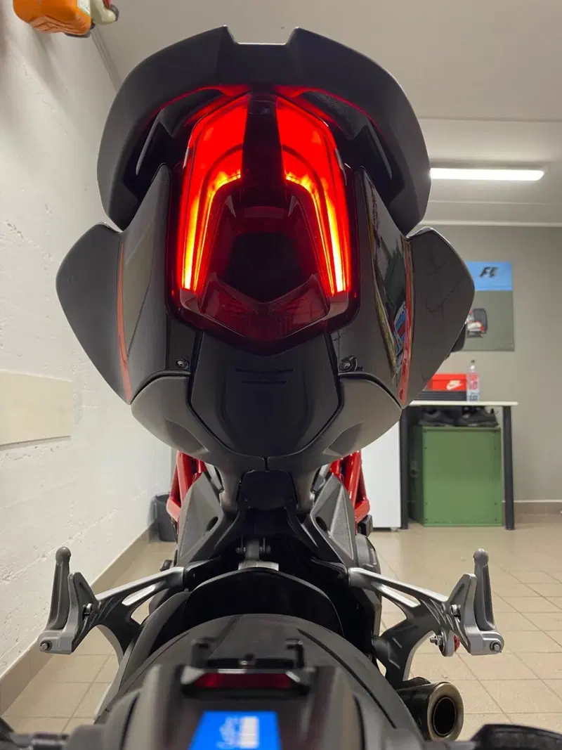 MV Agusta Brutale 800 RR (2017 - 20) (4)