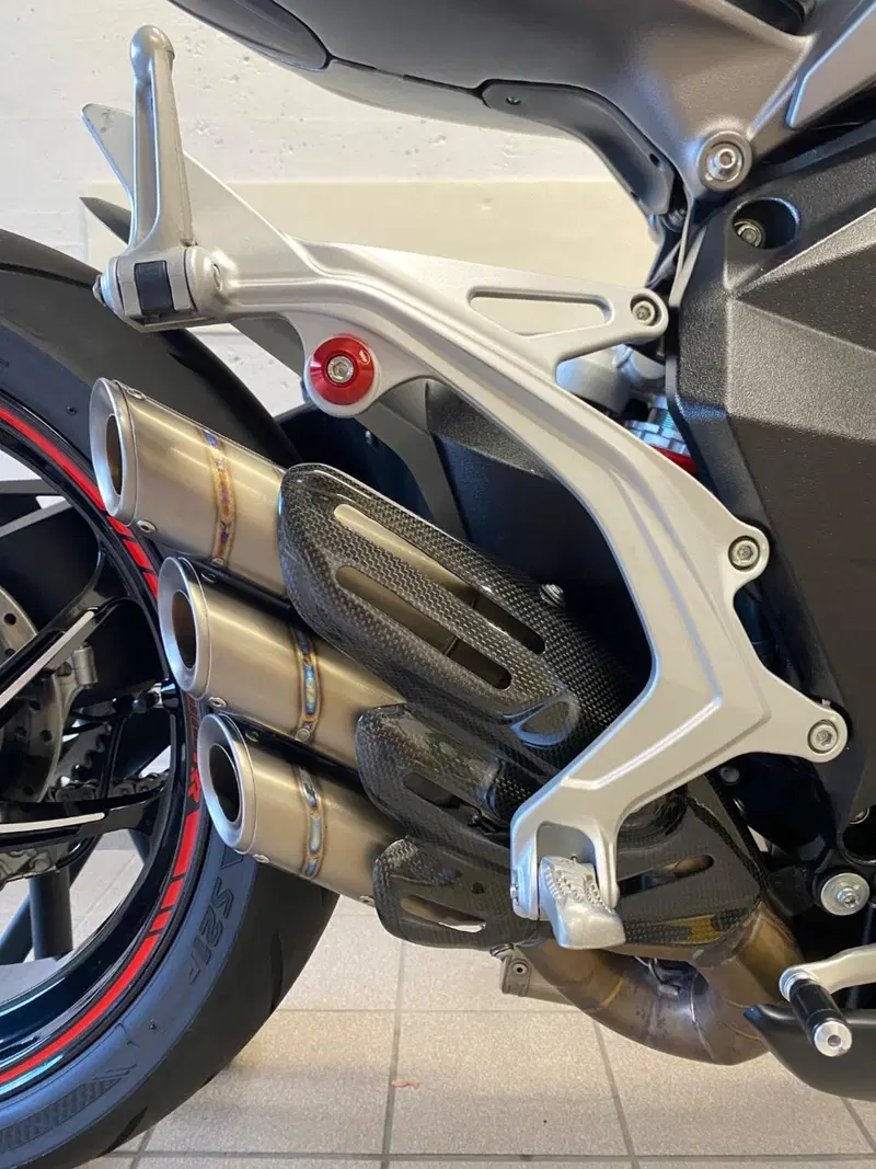 MV Agusta Brutale 800 RR (2017 - 20) (13)