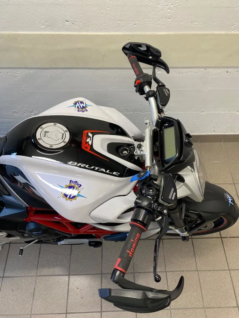 MV Agusta Brutale 800 RR (2017 - 20) (16)