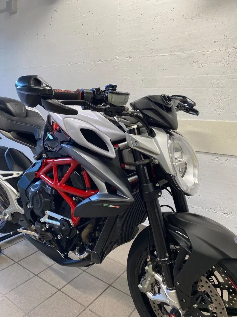 MV Agusta Brutale 800 RR (2017 - 20) (17)