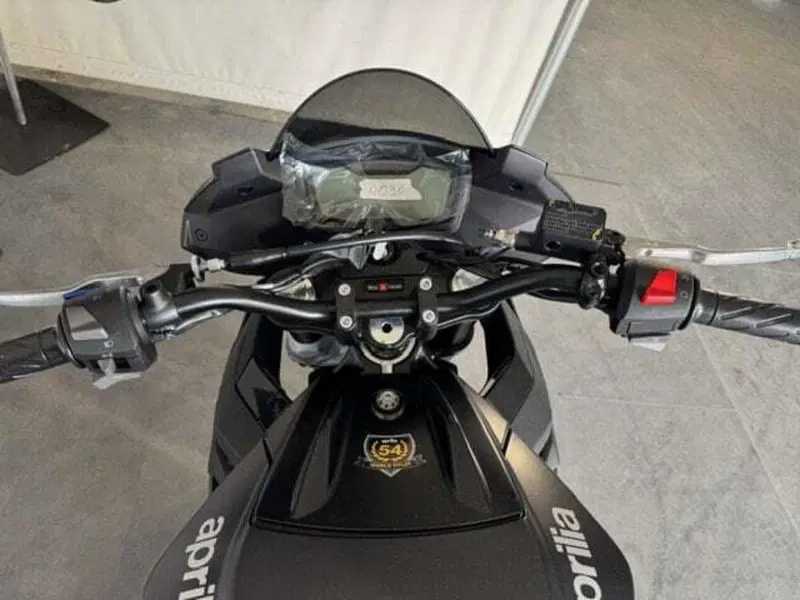 Aprilia Tuono 125 (2025 - 26) (5)