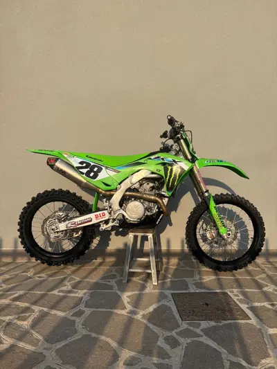 Kawasaki KX 450 F (2023) usata