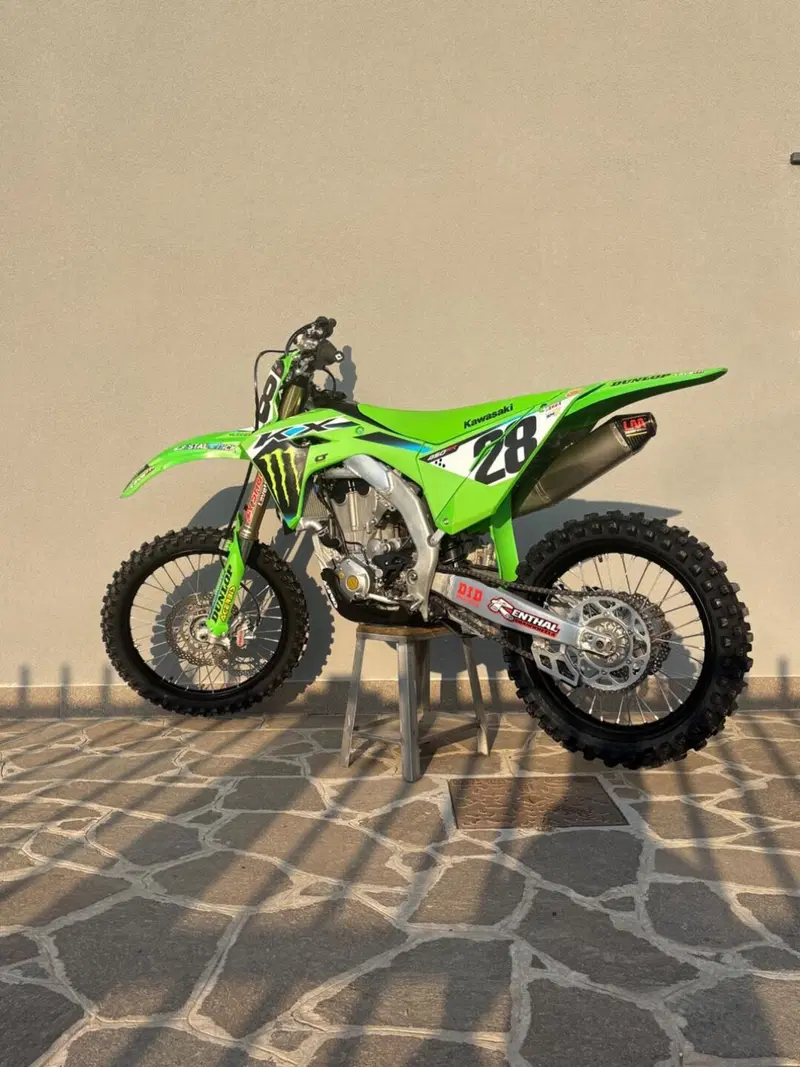Kawasaki KX 450 F (2023) (4)