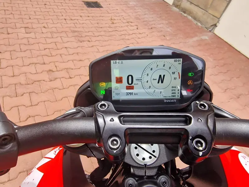 Ducati Hypermotard 950 RVE (2022 - 25) (3)
