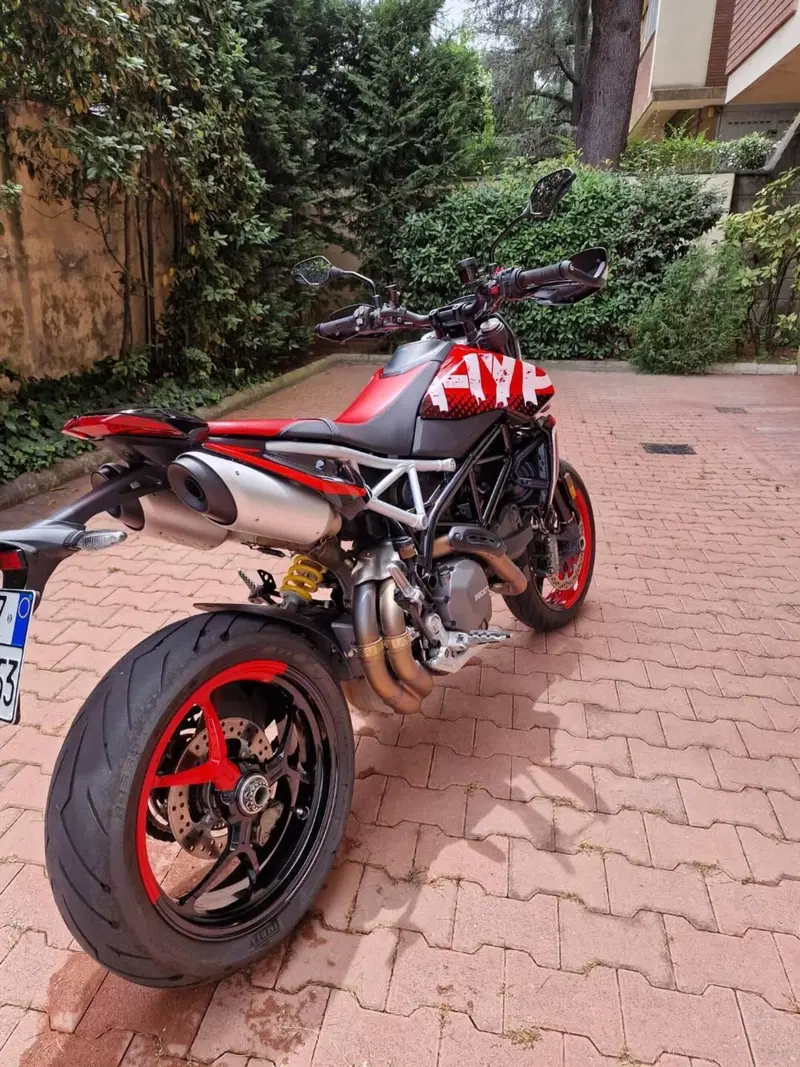 Ducati Hypermotard 950 RVE (2022 - 25) (5)