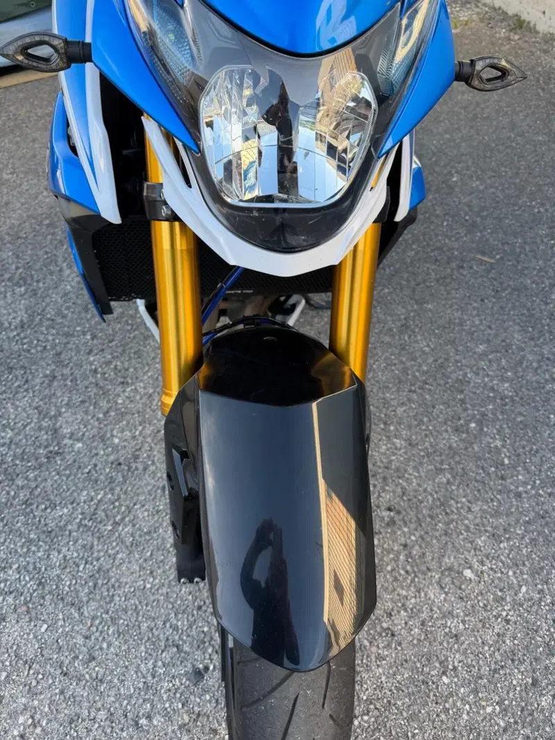 Suzuki GSR 750 Z ABS (2015 -16) (3)