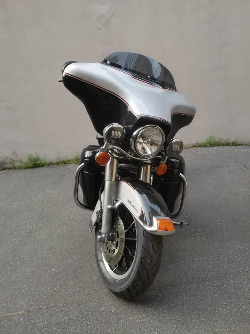 Harley-Davidson 1340 Electra Glide Ultra Classic (1994 - 98) - FLHTCU (2)