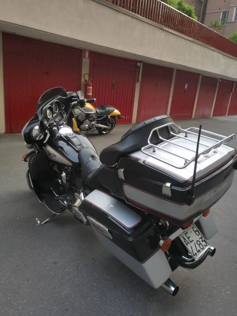 Harley-Davidson 1340 Electra Glide Ultra Classic (1994 - 98) - FLHTCU (4)
