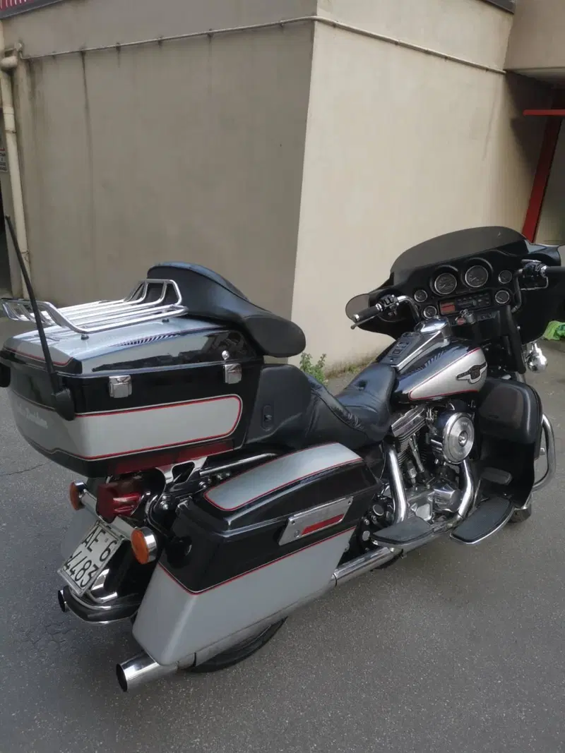 Harley-Davidson 1340 Electra Glide Ultra Classic (1994 - 98) - FLHTCU (5)
