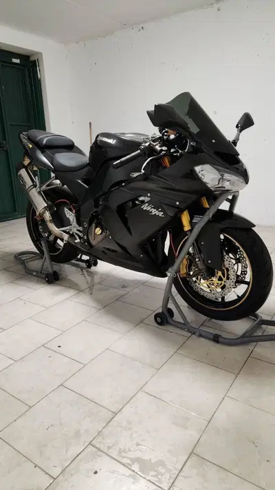 Kawasaki Ninja 1000 ZX-10R (2004 - 05) usata