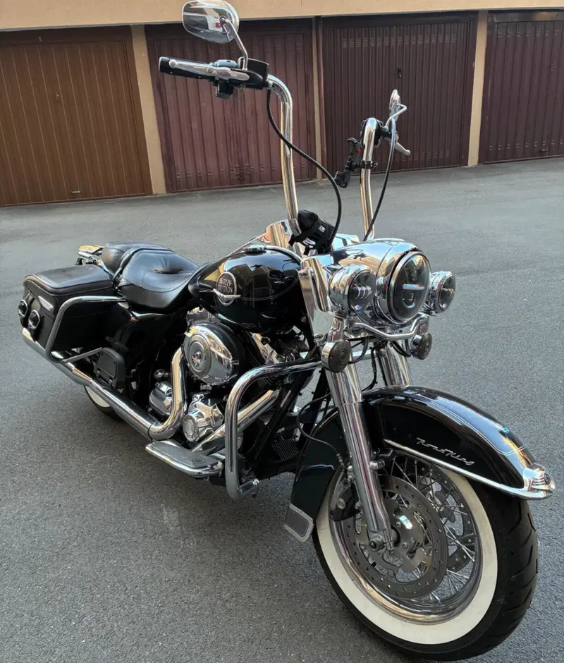 Harley-Davidson 1584 Road King Classic (2007 - 11) - FLHRCI (6)