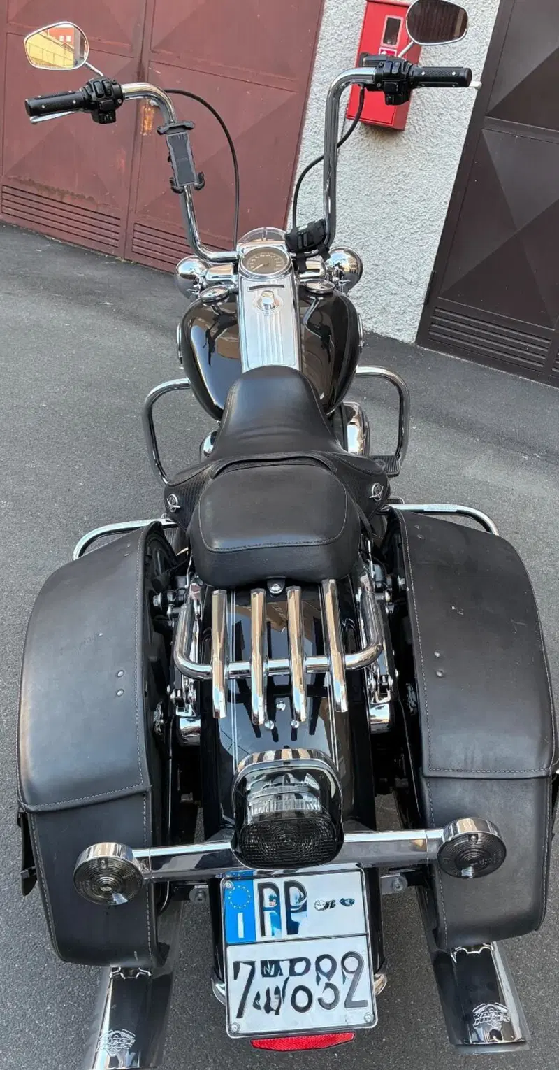 Harley-Davidson 1584 Road King Classic (2007 - 11) - FLHRCI (11)