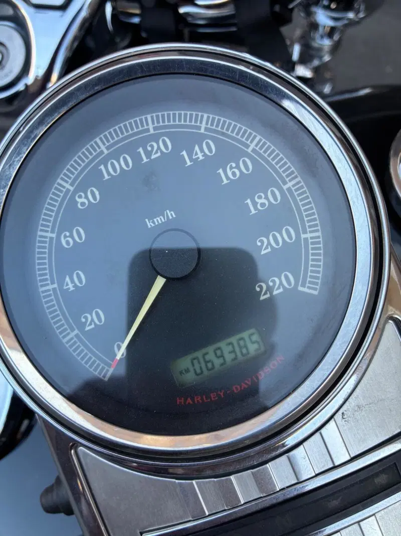 Harley-Davidson 1584 Road King Classic (2007 - 11) - FLHRCI (8)