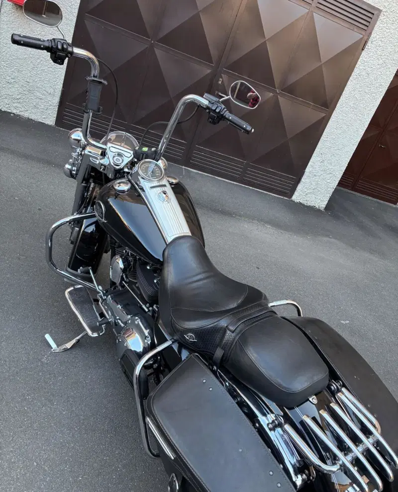Harley-Davidson 1584 Road King Classic (2007 - 11) - FLHRCI (13)