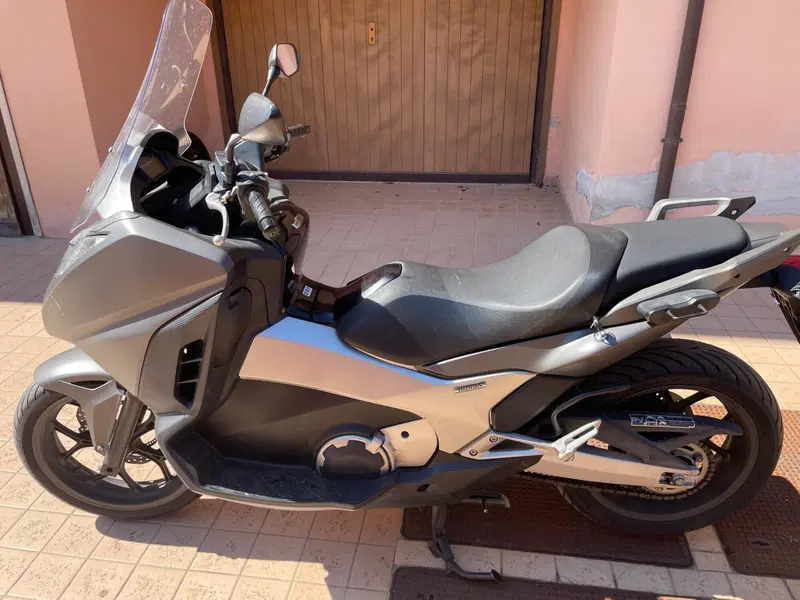 Honda Integra 750 DCT ABS (2014 - 15) (9)
