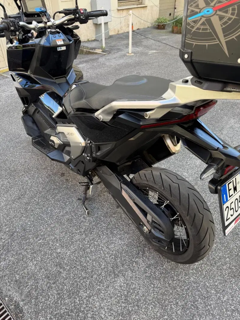 Honda X-ADV 750 DCT (2021 - 24) (2)