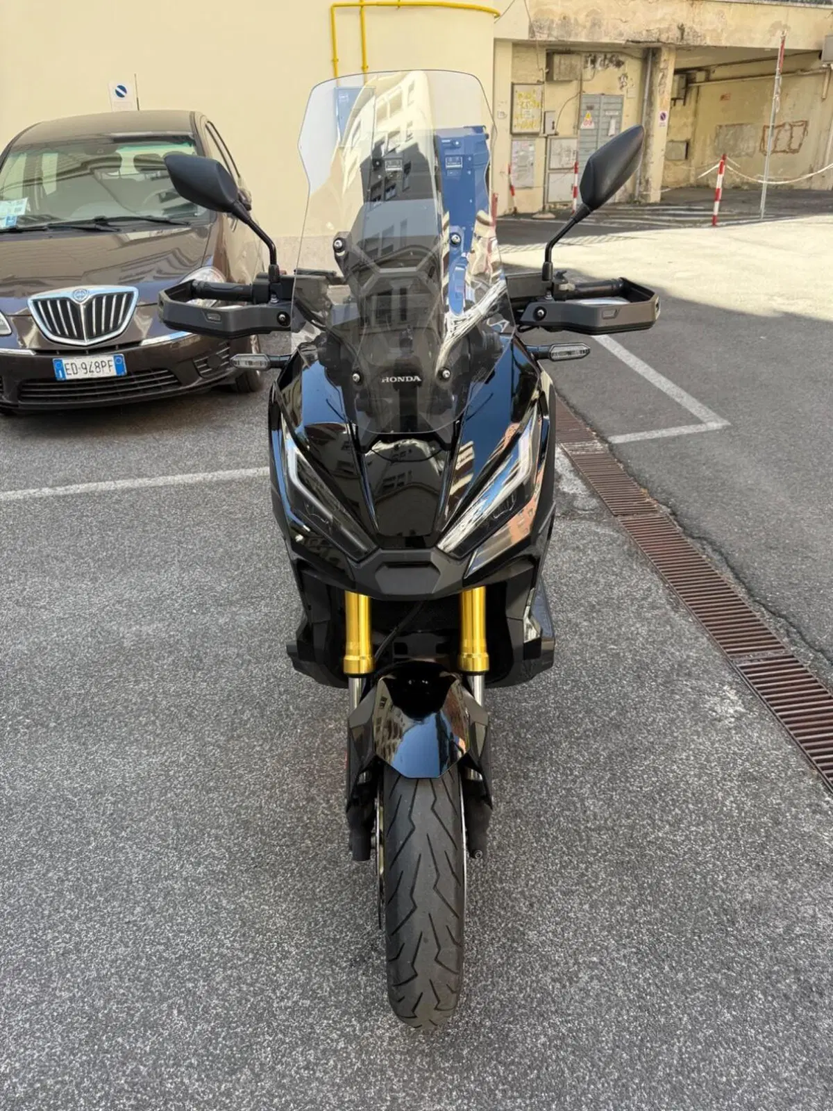 Honda X-ADV 750 DCT (2021 - 24) (10)