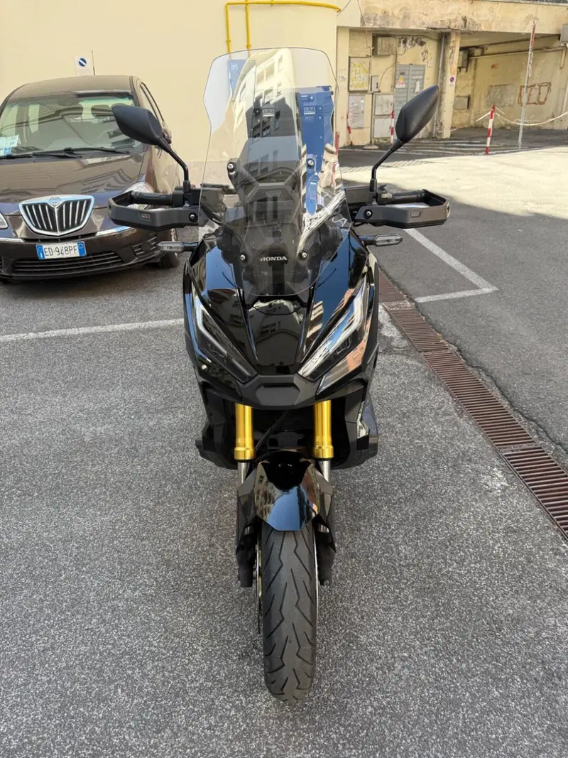 Honda X-ADV 750 DCT (2021 - 24) (10)