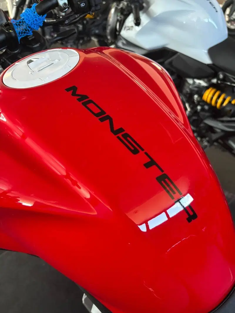 Ducati Monster 890 (2026) (3)