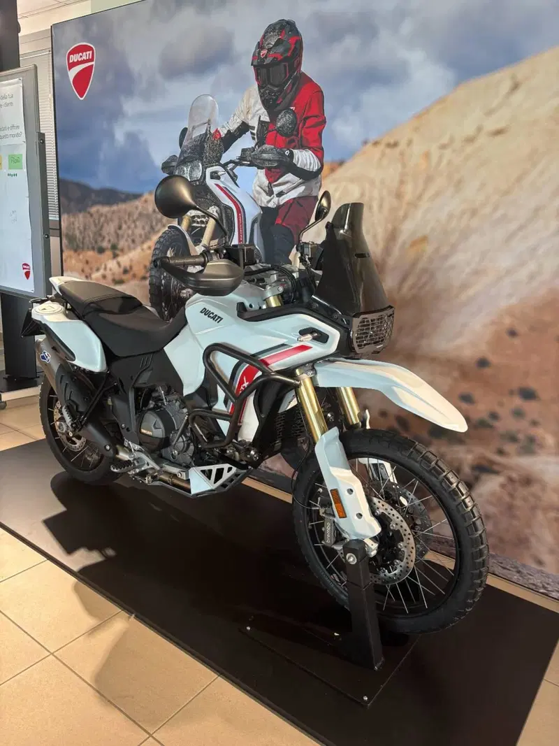 Ducati DesertX (2026) (5)