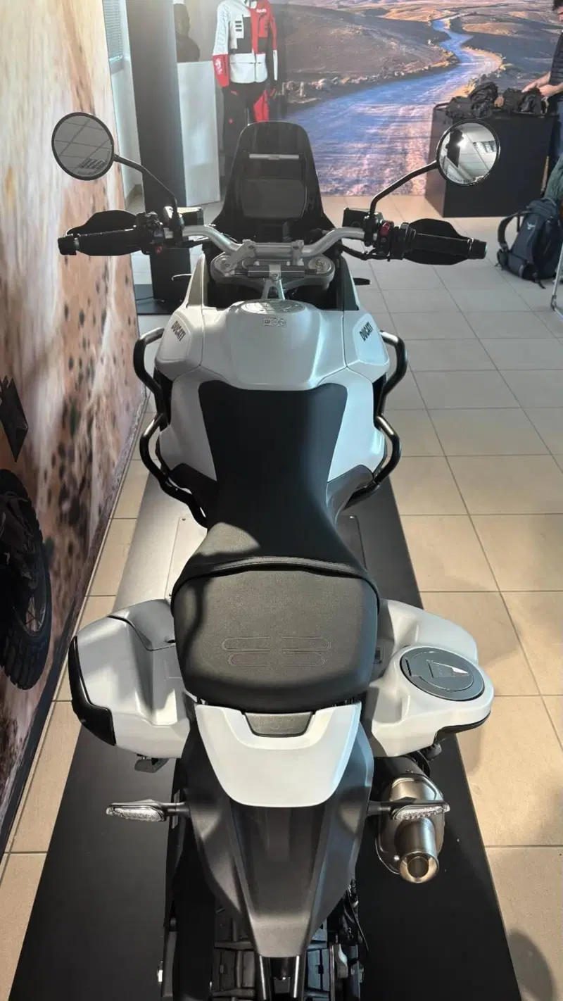Ducati DesertX (2026) (6)
