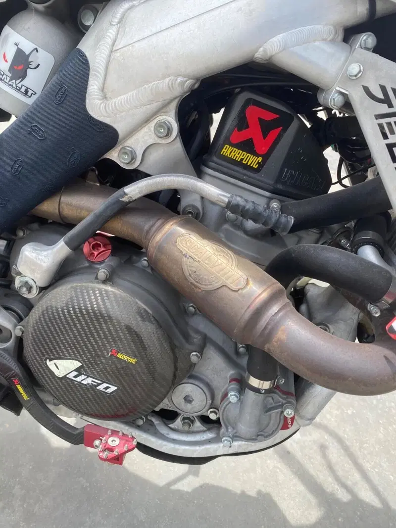 Honda CRF 450R (2017) (3)