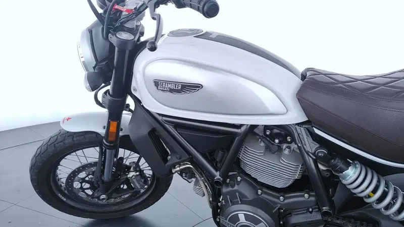 Ducati Scrambler 800 Classic (2017 - 18) (9)