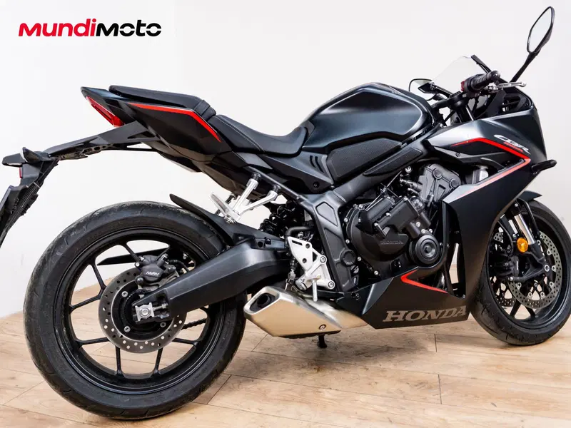 Honda CBR 650 R E-Clutch (2024 - 26) (3)