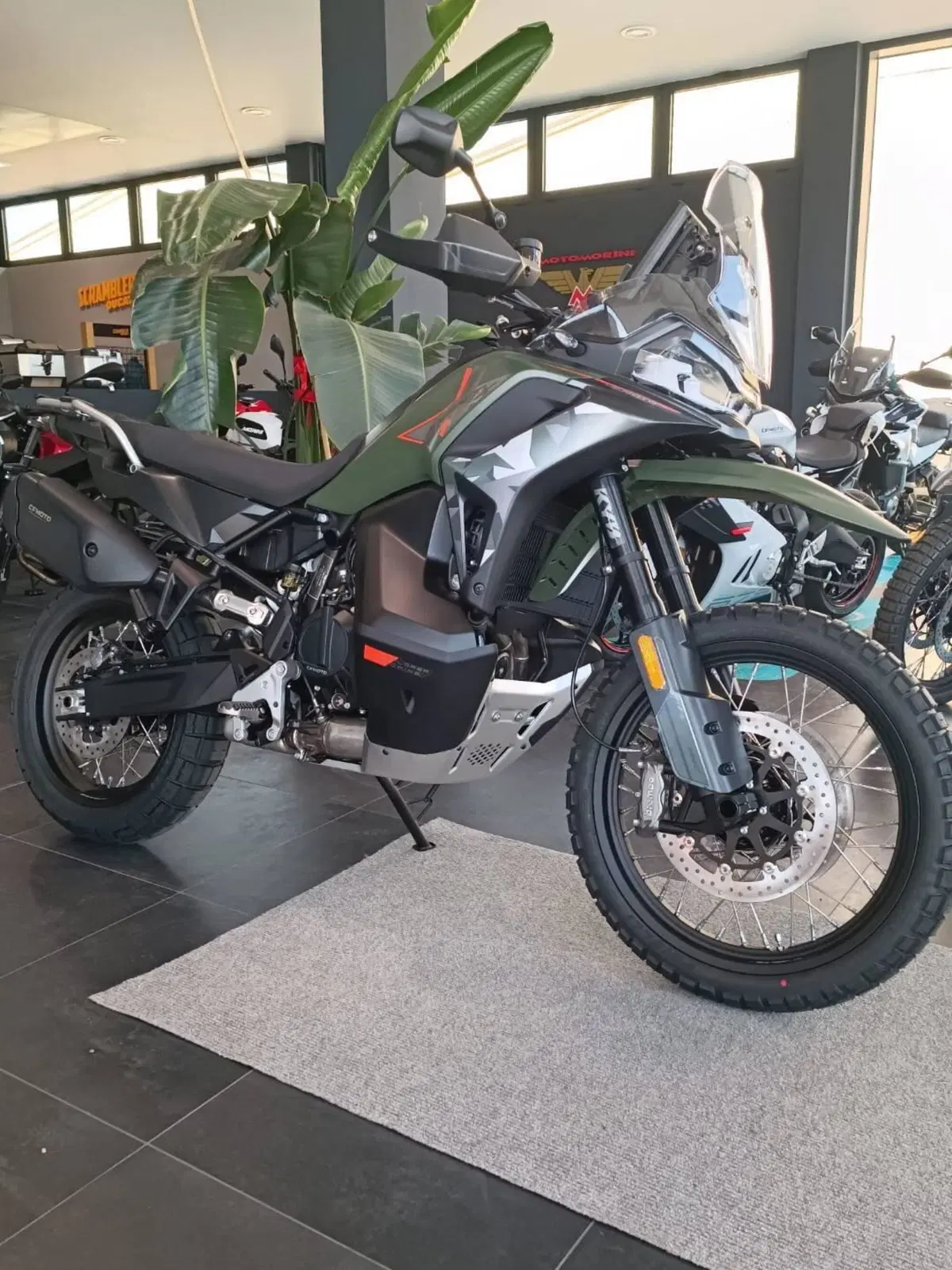 CFMOTO 1000MT-X High Seat (2026)