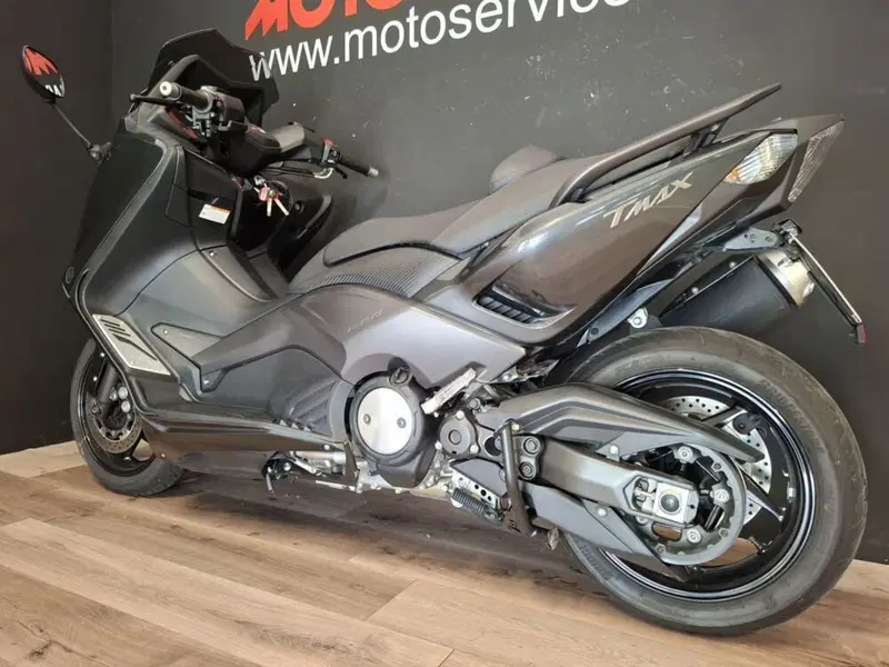 Yamaha T-Max 530 (2012 - 14) (2)
