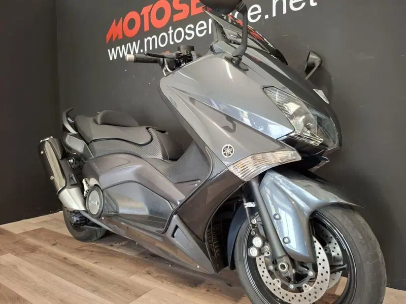 Yamaha T-Max 530 (2012 - 14) (5)
