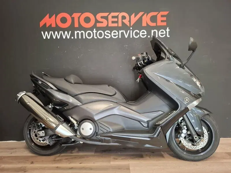 Yamaha T-Max 530 (2012 - 14) (4)