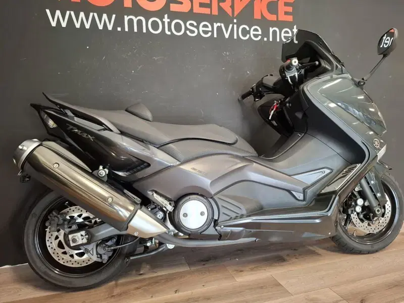Yamaha T-Max 530 (2012 - 14) (6)
