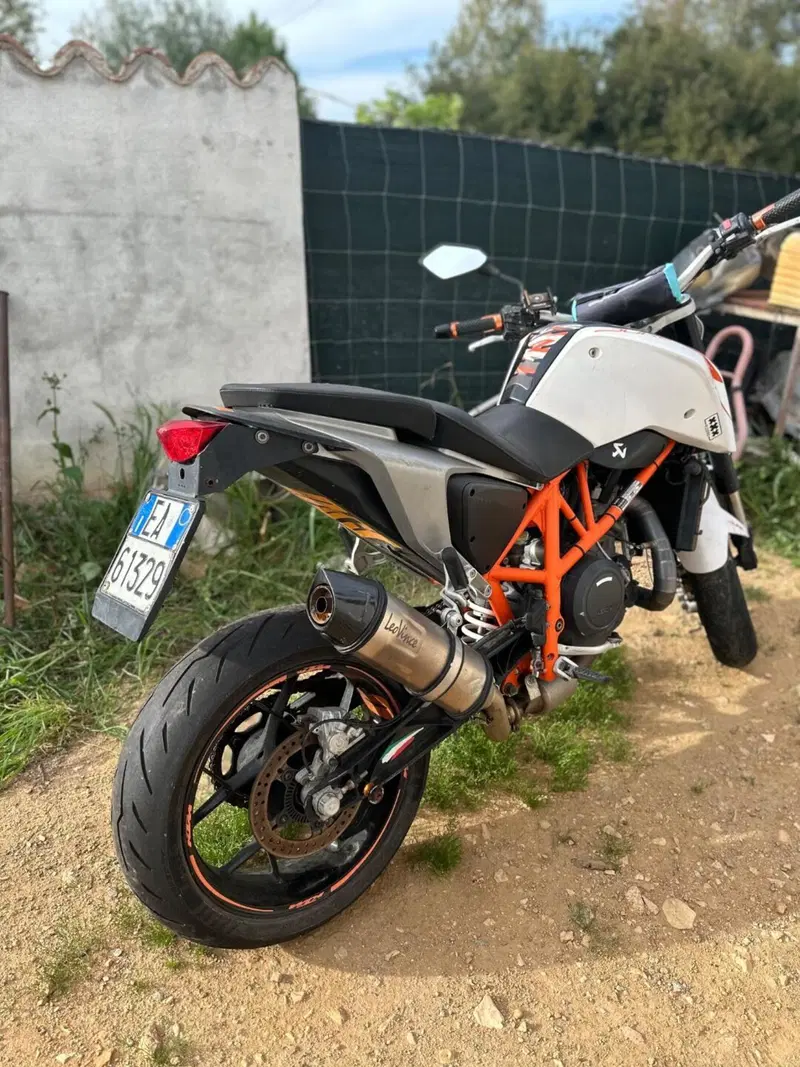 KTM 690 Duke R (2010 - 15) (2)
