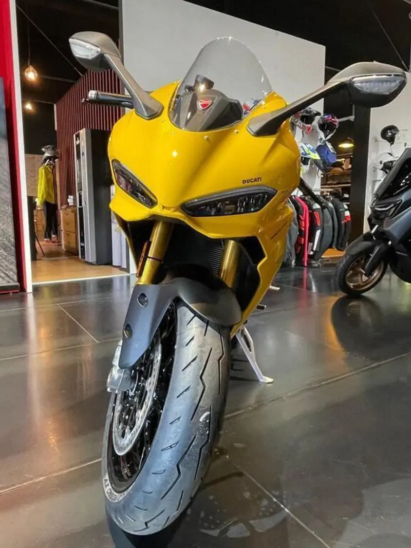 Ducati Panigale V2 S (2025 - 26) (3)