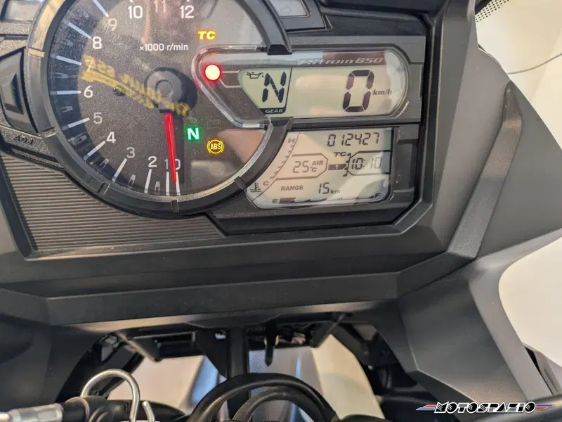 Suzuki V-Strom 650 (2021 - 25) (5)