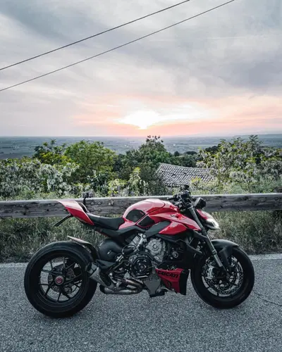 Ducati Streetfighter V4 (2023 - 24) usata