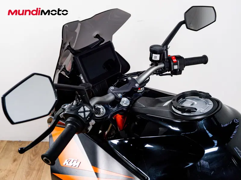 KTM 1290 Super Duke GT (2022 - 25) (10)