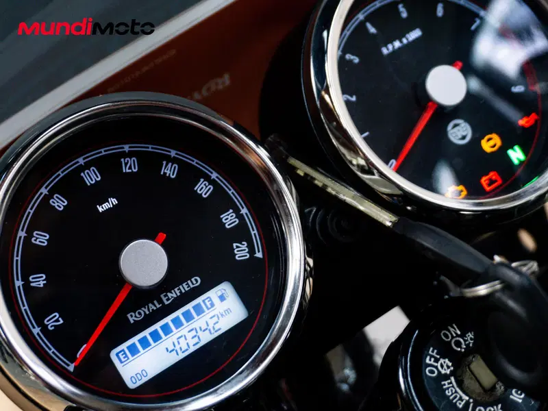 Royal Enfield Interceptor 650 (2021 - 26) (10)