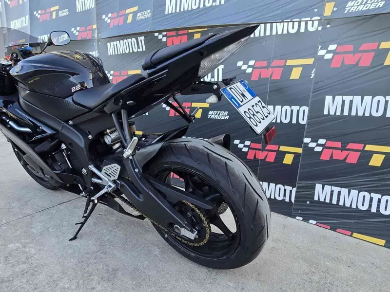 Yamaha YZF R6 (2010 - 16) (4)