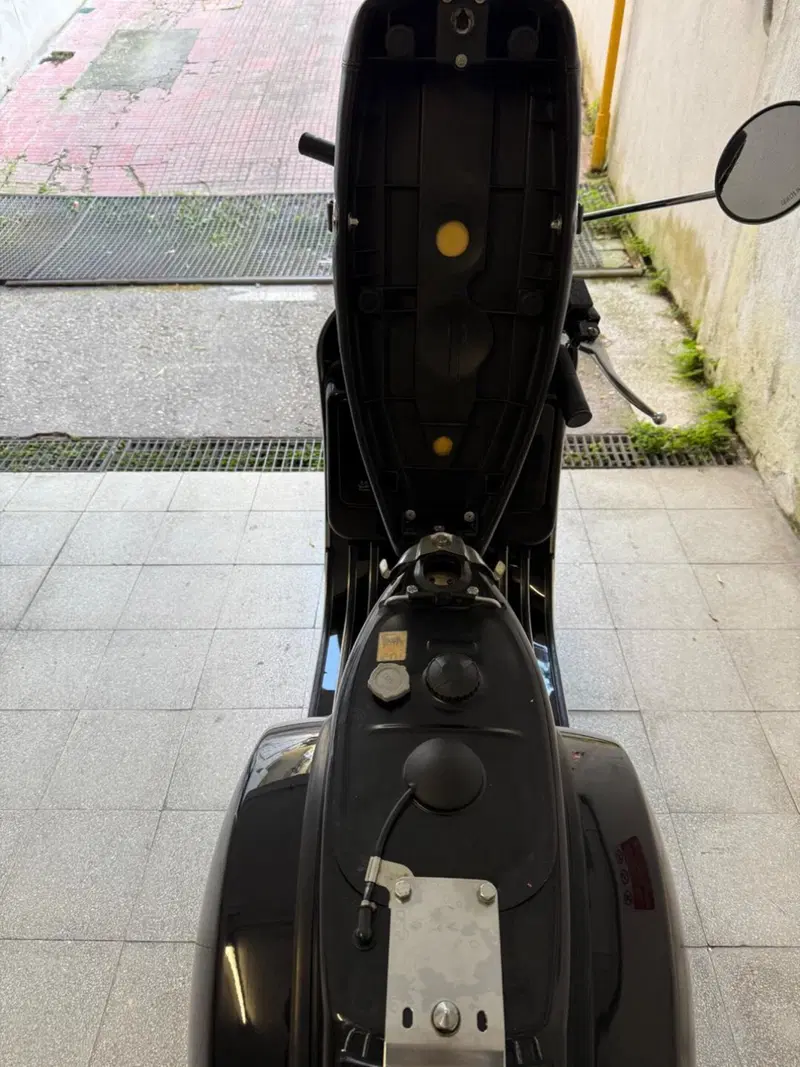 Piaggio Vespa 150 PX MA a.e. (5)