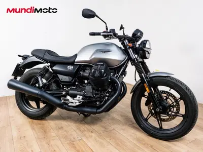 Moto Guzzi V7 850 Stone Special Abs (2021) usata