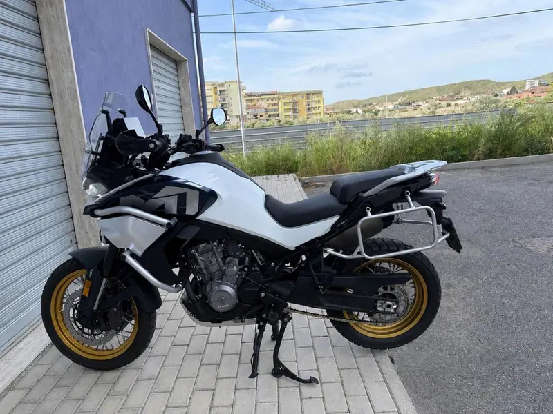 CFMOTO 800MT Explore (2023 - 26) (7)