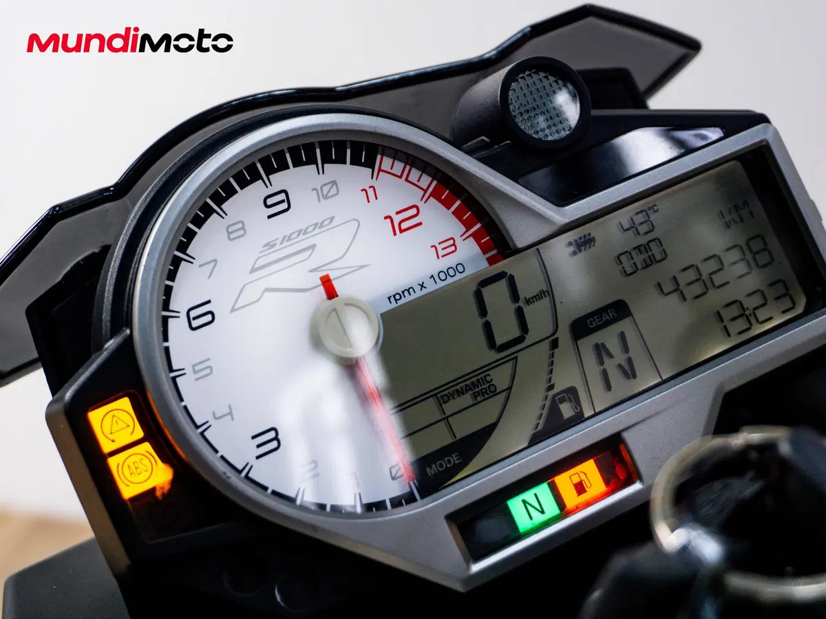 Bmw S 1000 R (2014 - 16) (12)