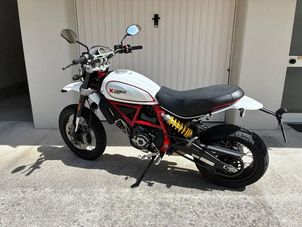 Ducati Scrambler 800 Desert Sled (2021 - 22)