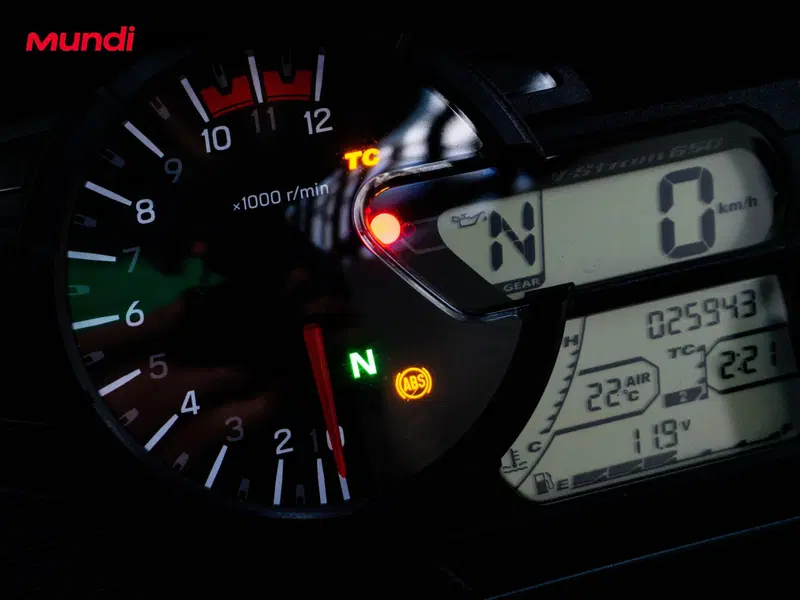 Suzuki V-Strom 650 ABS (2011 - 17) (12)