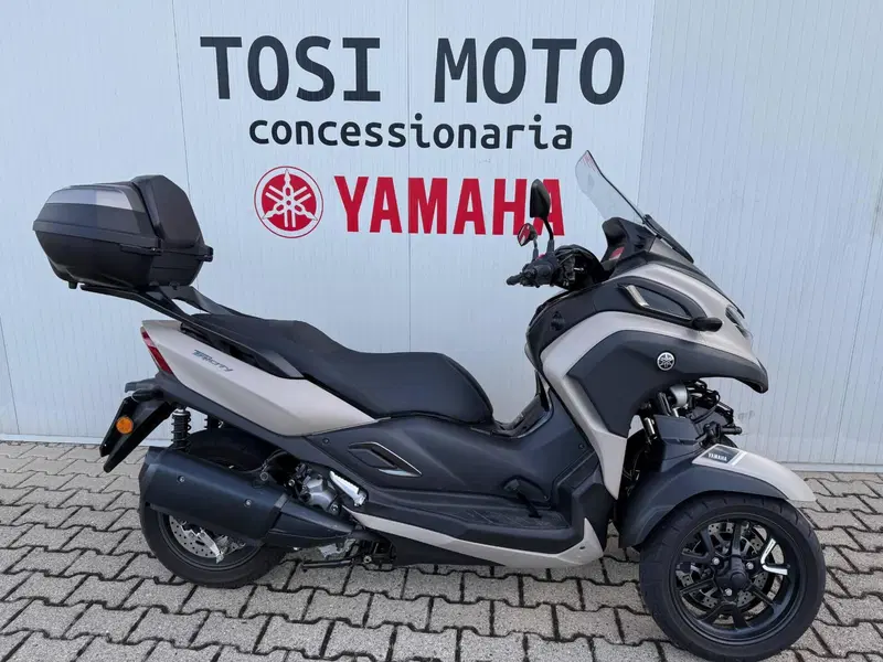 Yamaha Tricity 300 (2021 - 24) (2)