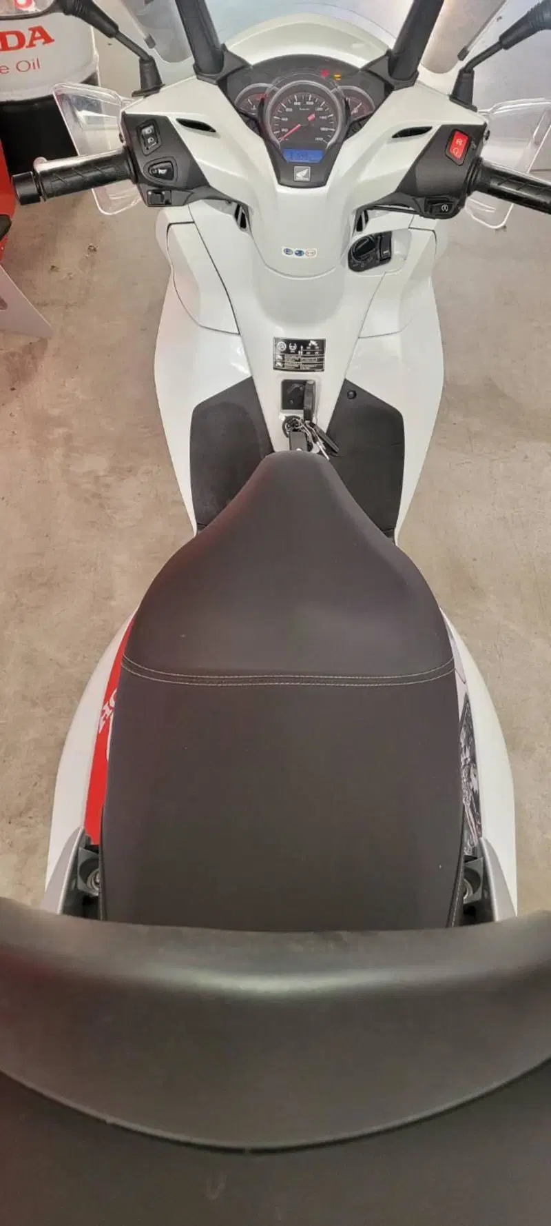 Honda SH 300 i ABS (2016 - 20) (4)