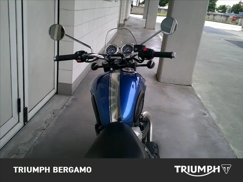 Triumph Bonneville T100 Chrome Edition (2023) (7)